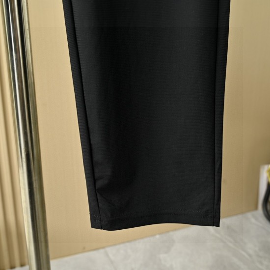 KAILAS Clothing