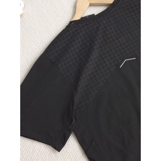 KAILAS Clothing
