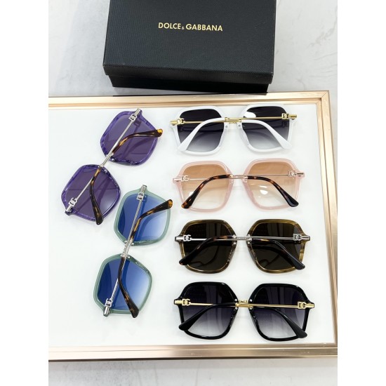 DG Glasses