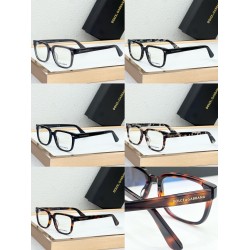 DG Glasses