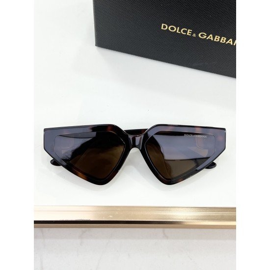 DG Glasses