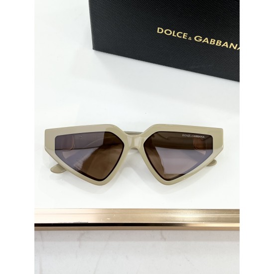 DG Glasses