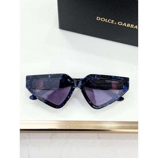 DG Glasses