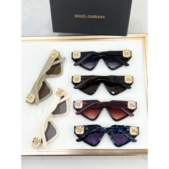 DG Glasses
