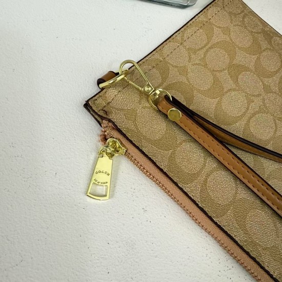 High-Quality Coach Handbags $30–$50