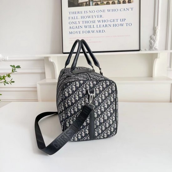 Good Quality Other Bags and Purses $30–$50