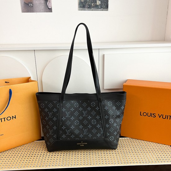 Good Quality Other Bags: Wallets, $30–$50