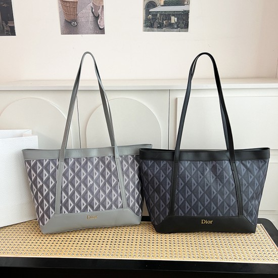 Good Quality Other Bags: Wallets, $30–$50