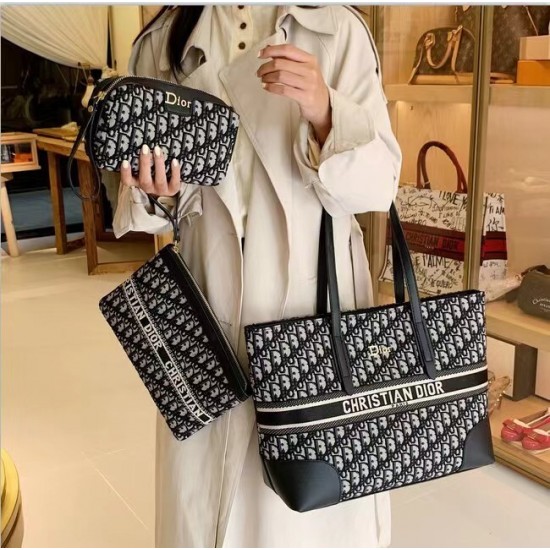 Good Quality Other Bags: Wallets, $30–$50