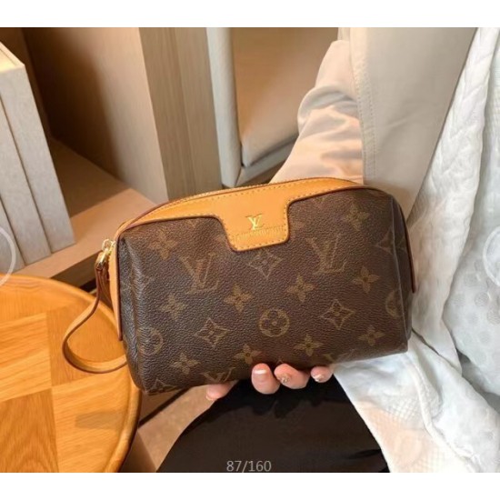 Good Quality Other Bags: Wallets, $30–$50