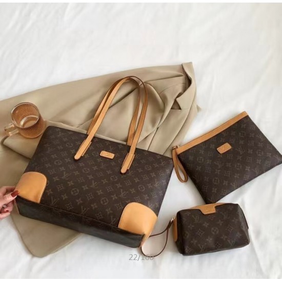 Good Quality Other Bags: Wallets, $30–$50