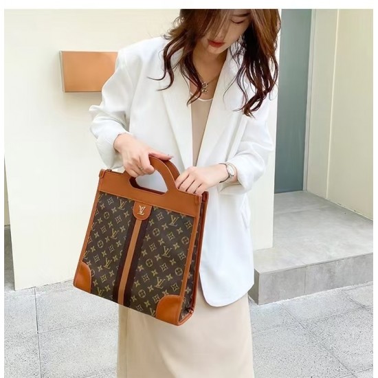 Good Quality Other Bags: Wallets, $30–$50