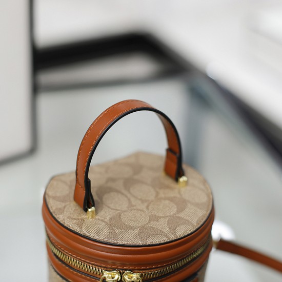 Good Quality Other Bags: Wallets, $30–$50