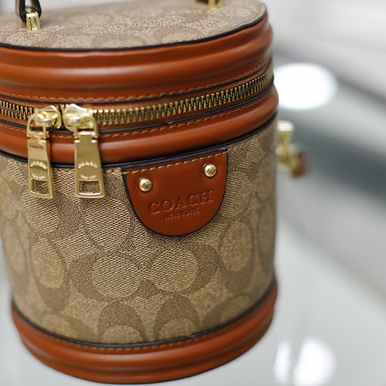 Good Quality Other Bags: Wallets, $30–$50