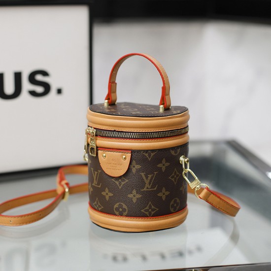 Good Quality Other Bags: Wallets, $30–$50