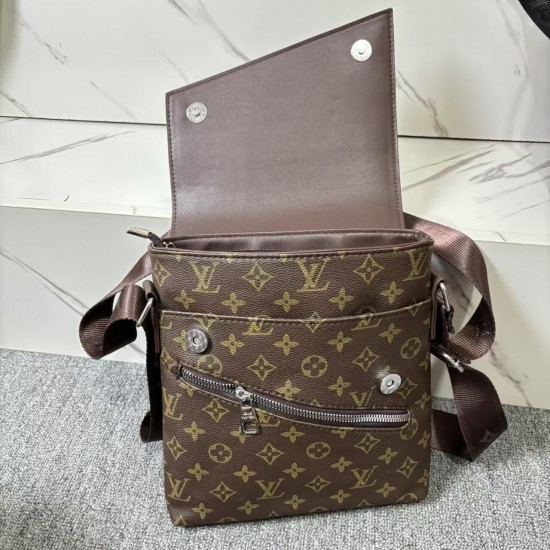 Good Quality Other Bags: Wallets, $30–$50