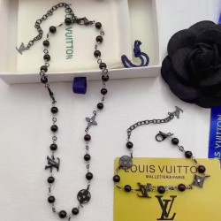 LV Jewelry Necklace: $20–$25 (with box); $17–$22 (without bo