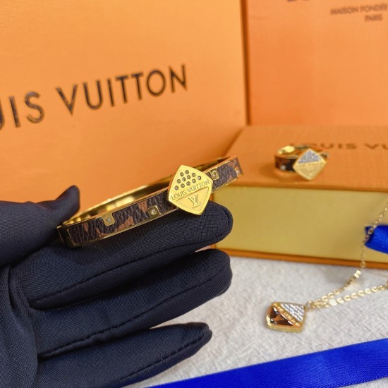 LV Jewelry Earrings: $15 with box, $12 without box