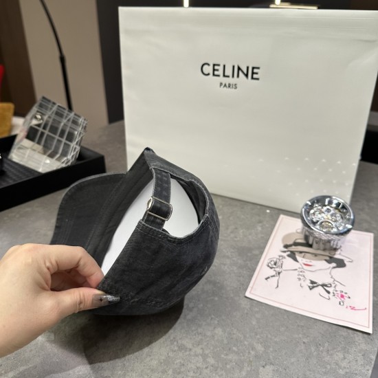 Prada Hat
$30-$45