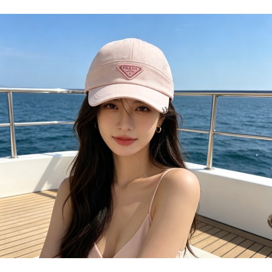 Prada Hat
$30-$45