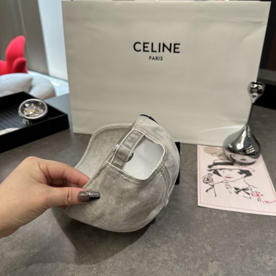 Prada Hat
$30-$45