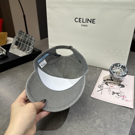 Prada Hat
$30-$45