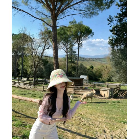 Prada Hat
$30-$45