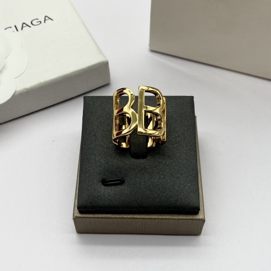 Balenciaga Ring