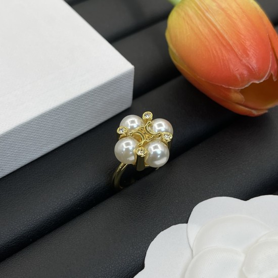 Celine Ring