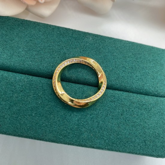 Celine Ring