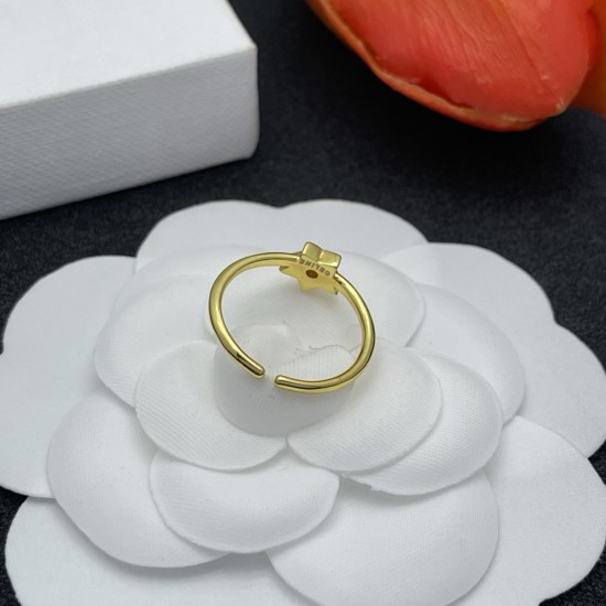 Celine Ring