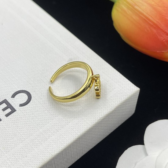 Celine Ring