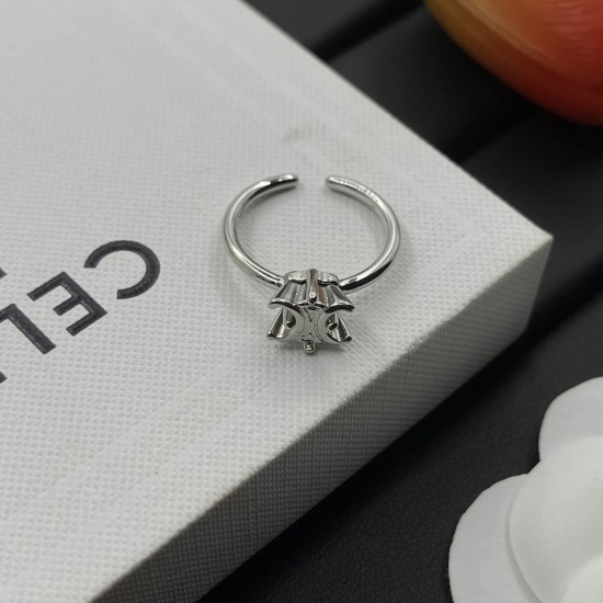 Celine Ring
