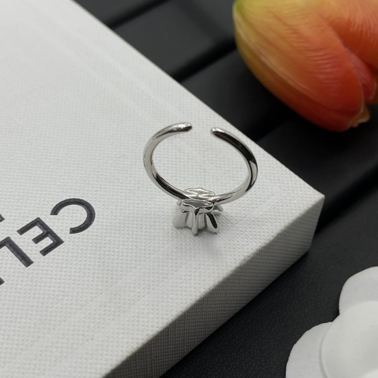 Celine Ring