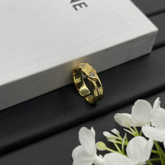 Celine Ring