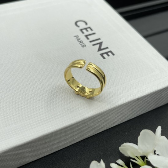 Celine Ring