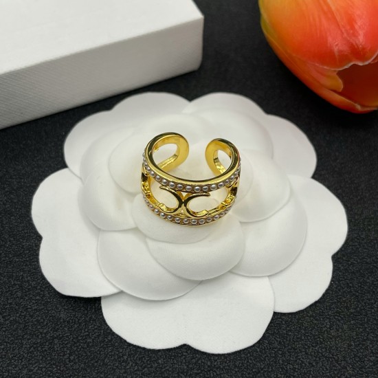 Celine Ring