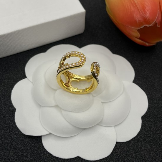 Celine Ring
