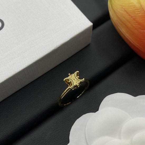 Celine Ring