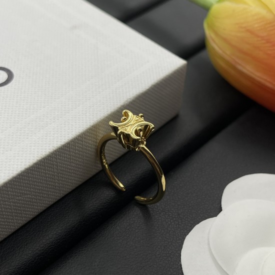 Celine Ring