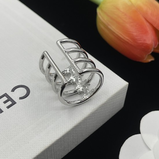 Celine Ring