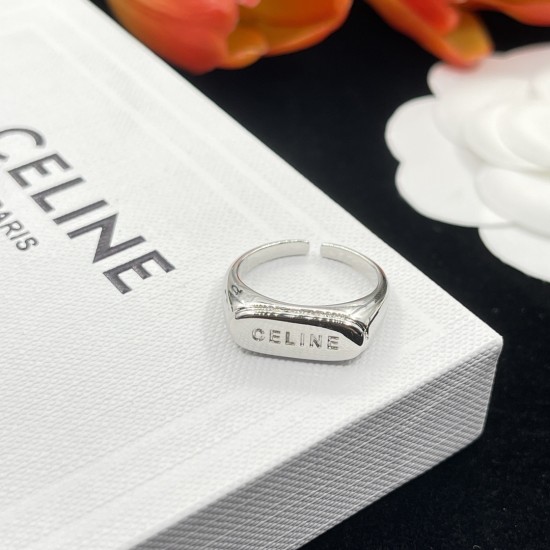 Celine Ring