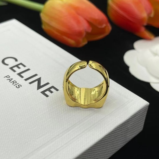 Celine Ring