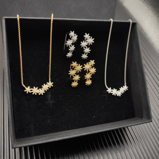 David Earrings