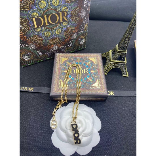 Dior Necklace