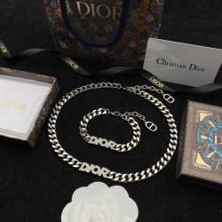 Dior Necklace