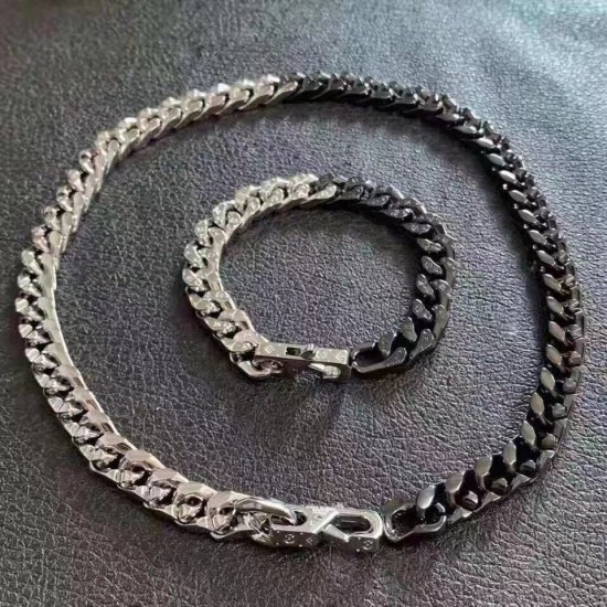 LV Necklace
