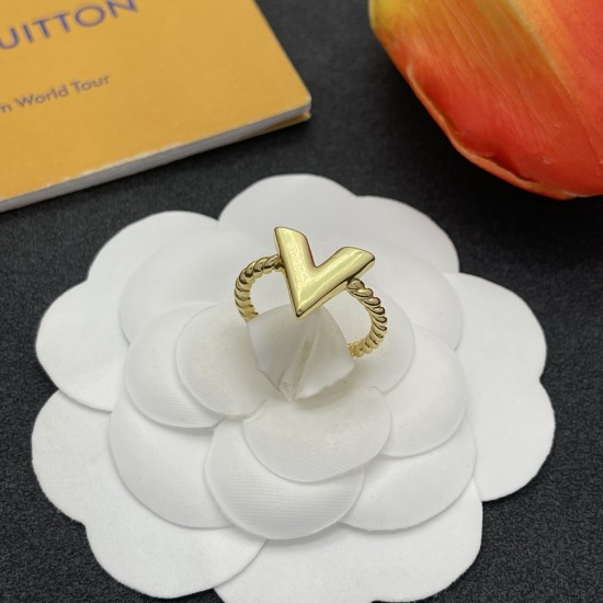 LV Ring