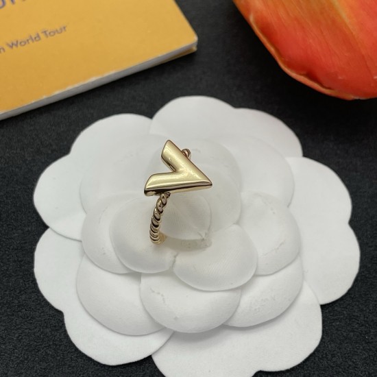 LV Ring