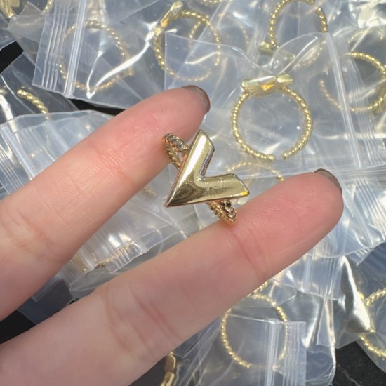 LV Ring